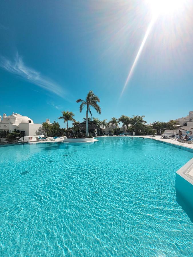 אדחה Suite Adeje Paradise With Private Jacuzzi מראה חיצוני תמונה